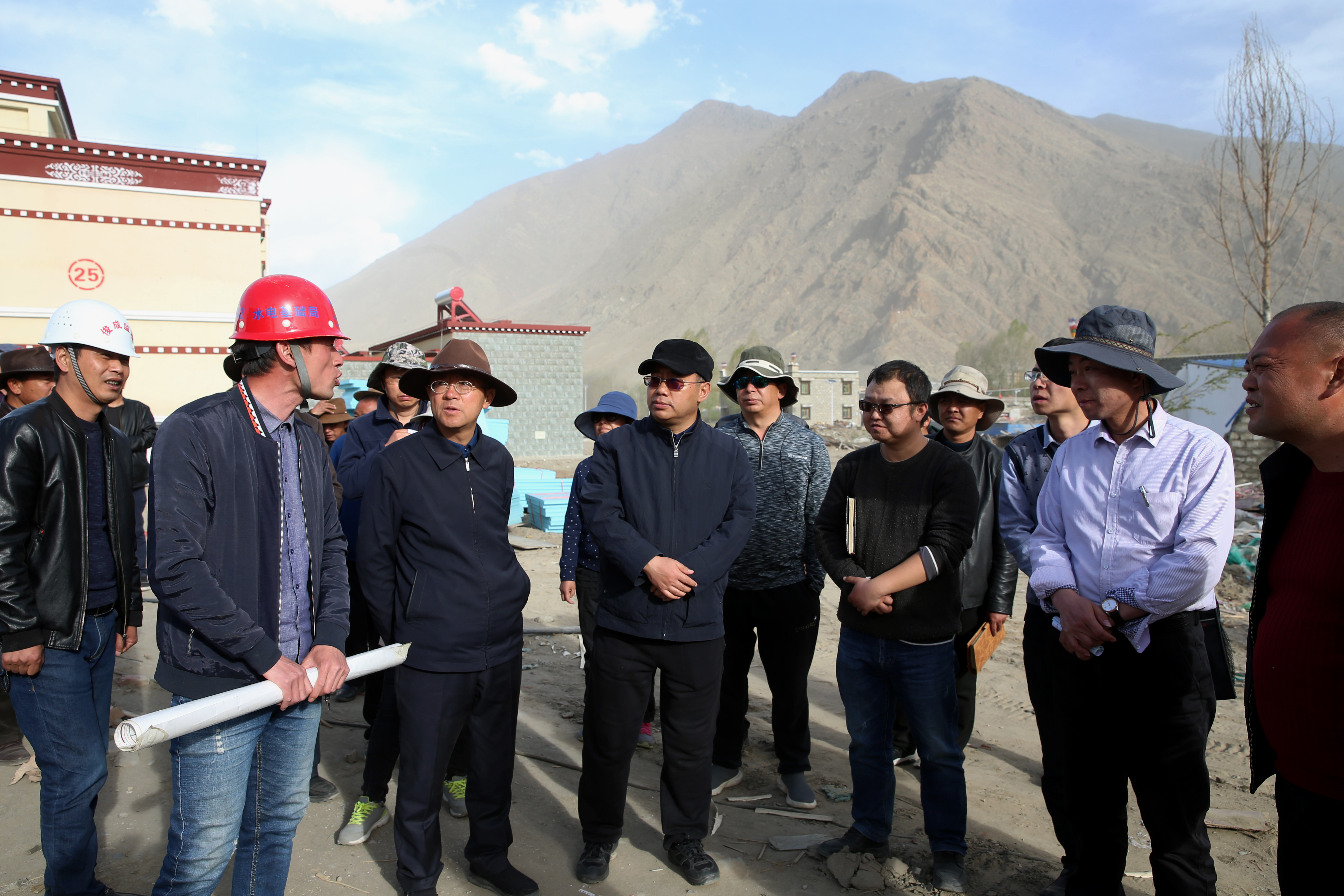 普布顿珠:圆安居幸福之梦 建品质美丽山南